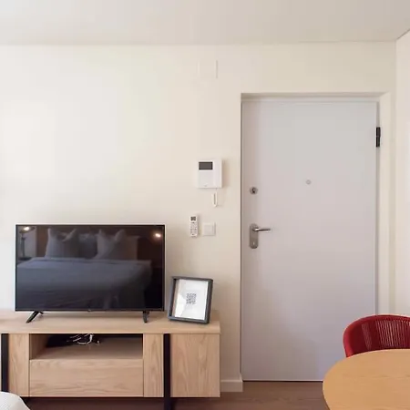 Apartment Pardal Rc B - Stylish Studio In Alcantara With Free Parking Nearby Lisbon